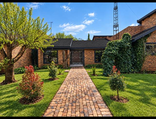 4 BEDROOM HOUSE FOR SALE IN THREE RIVERS PROPER